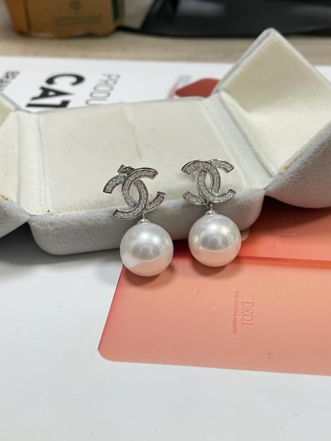 制9K白金14mm珍珠莫桑钻耳钉瓦力棋牌游戏春夏闪耀新宠：来图定(图3)