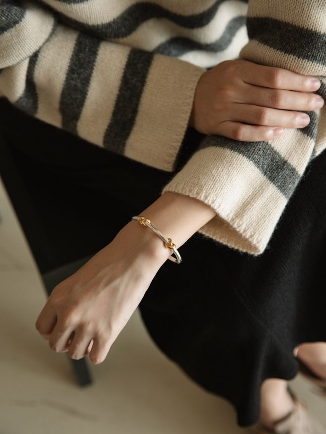 芷蕾种草的宝藏单品确实很好搭！瓦力棋牌游戏推广 被刘亦菲、辛(图8)