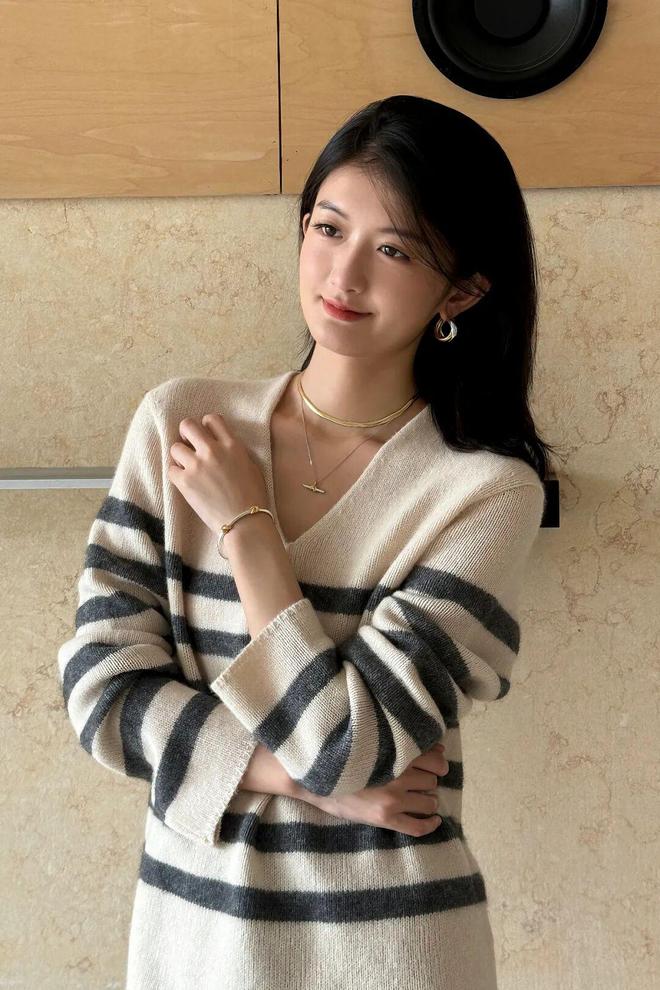 芷蕾种草的宝藏单品确实很好搭！瓦力棋牌游戏推广 被刘亦菲、辛(图17)