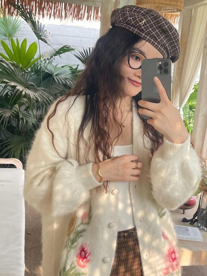 芷蕾种草的宝藏单品确实很好搭！瓦力棋牌游戏推广 被刘亦菲、辛(图22)